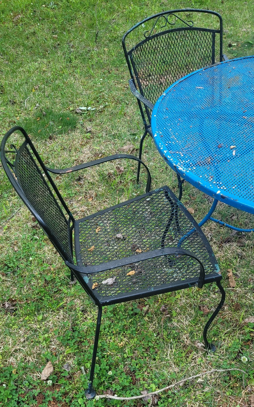 5pc Vintage Black & Blue Wrought Iron Patio Set Table & 4 Barrel Back Chairs