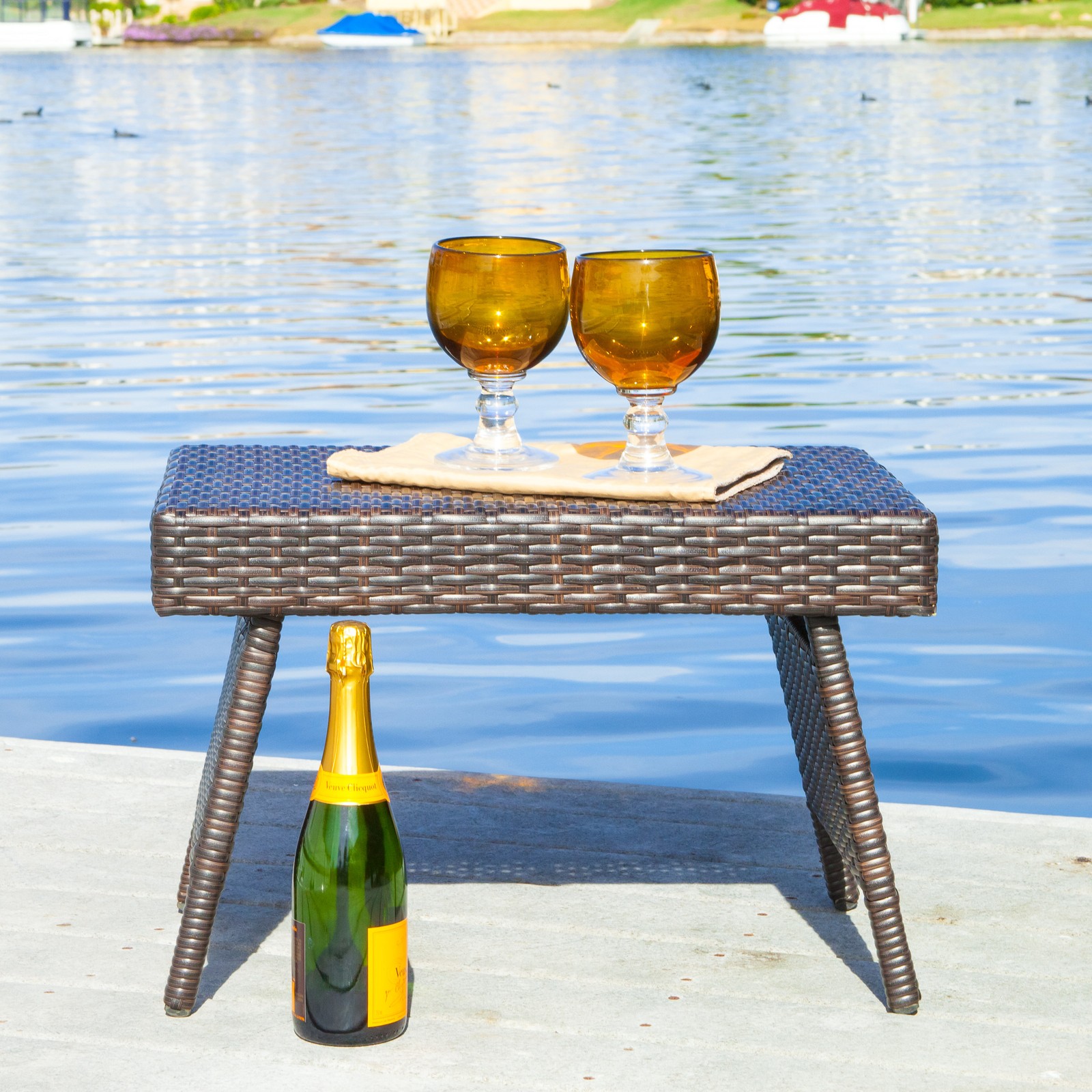PE WICKER SNACK TABLE
