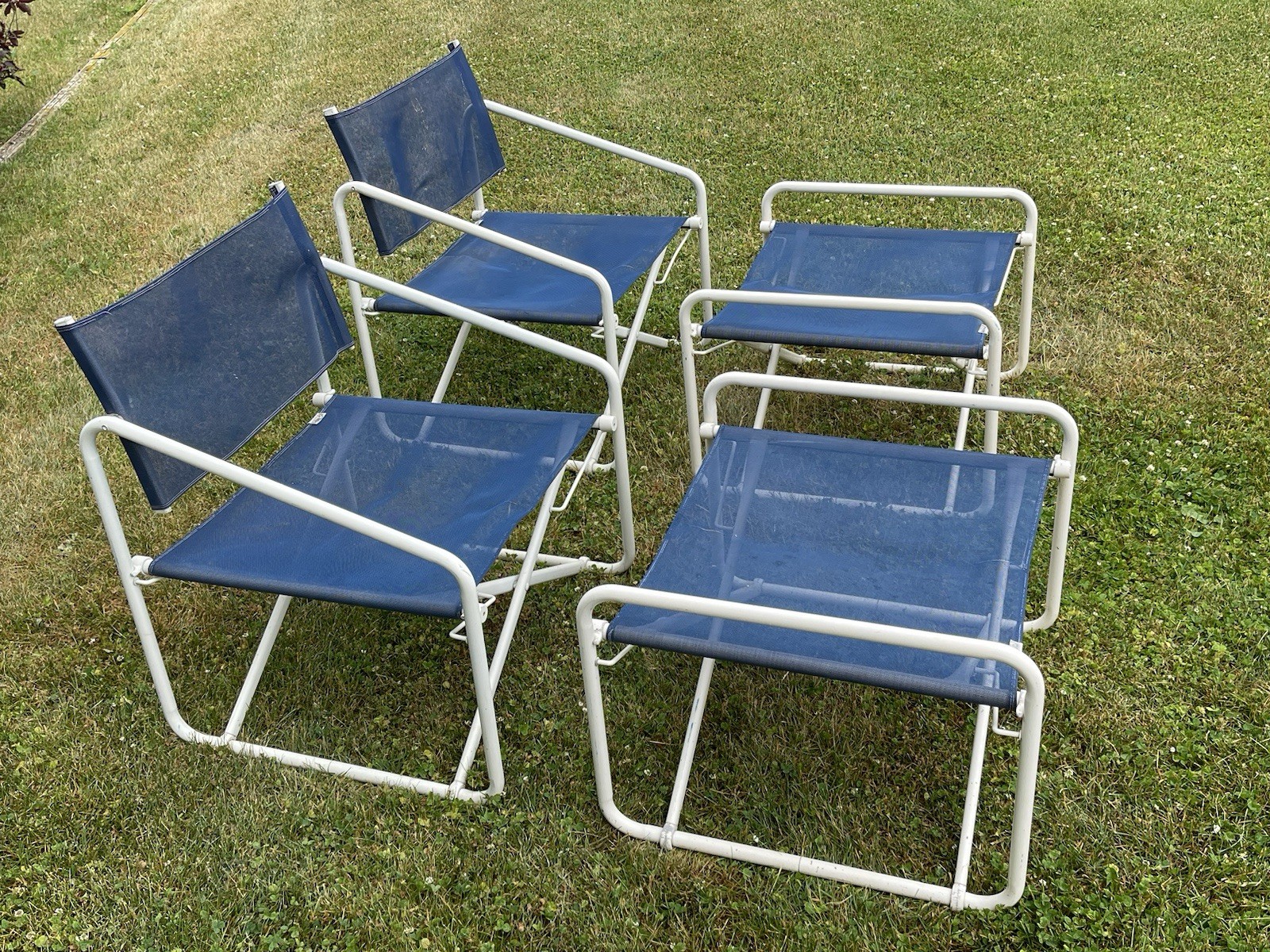 Brown Jordan Nomad Director 4 Piece Patio Chair Set — Vintage Folding Blue White