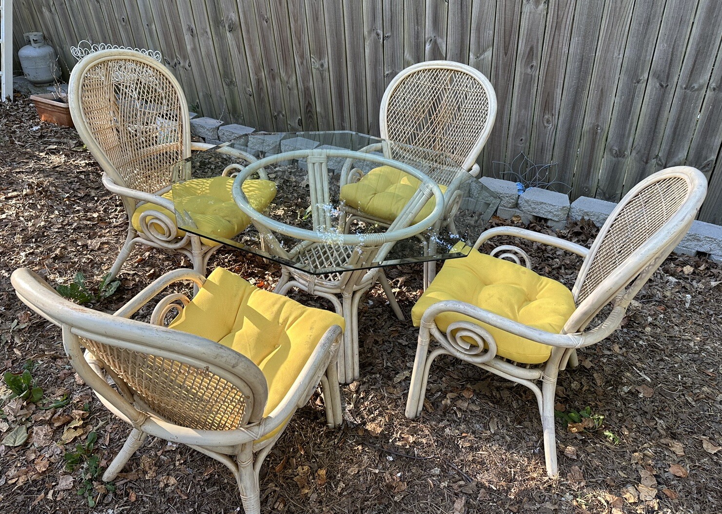 Vintage Rattan Wicker Chairs And Glass Top Table Set Of 4