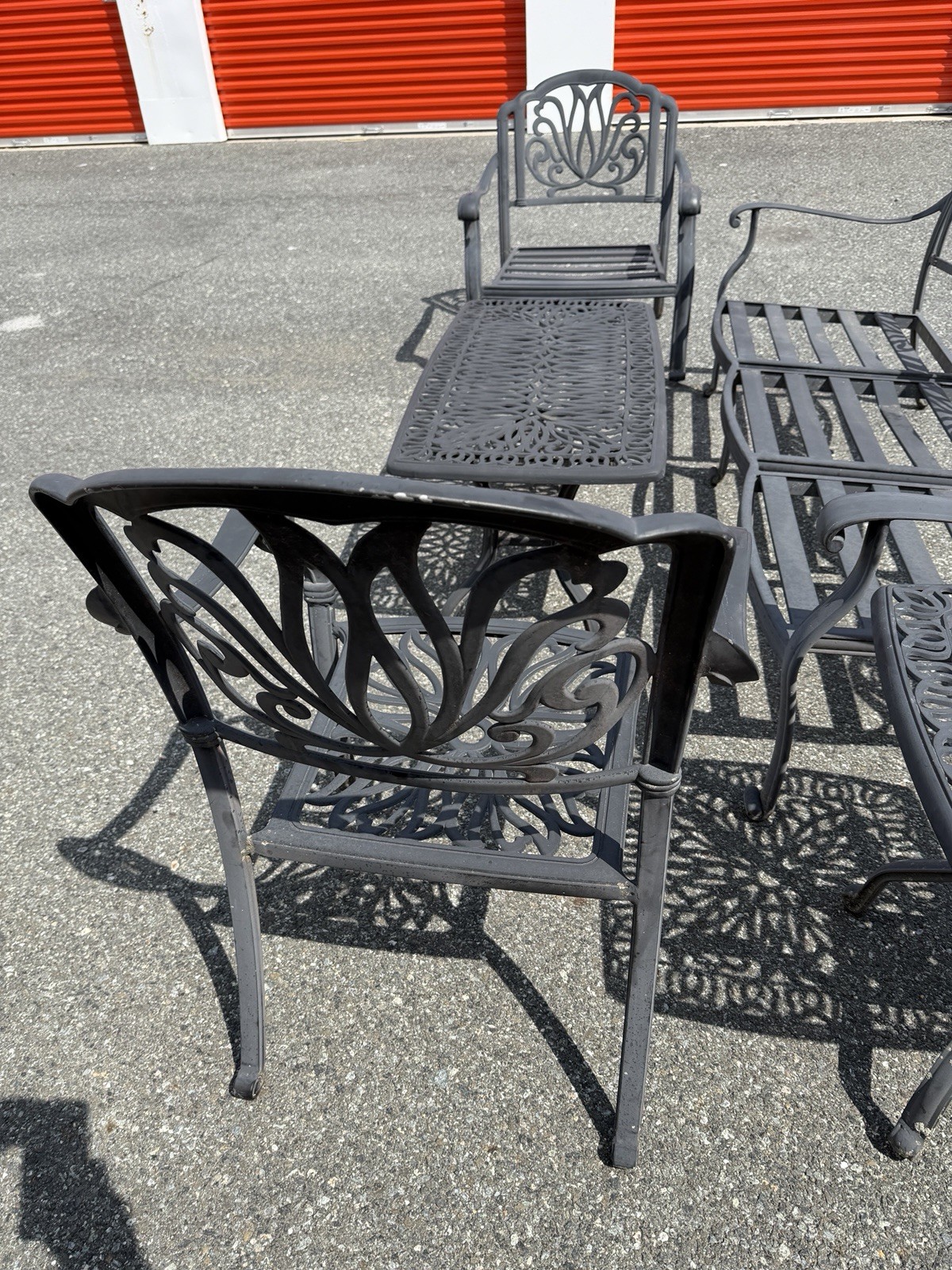 Darlee Cast Conversation Set Bench, 2 Chairs, Coffee Table, Side Table ****
