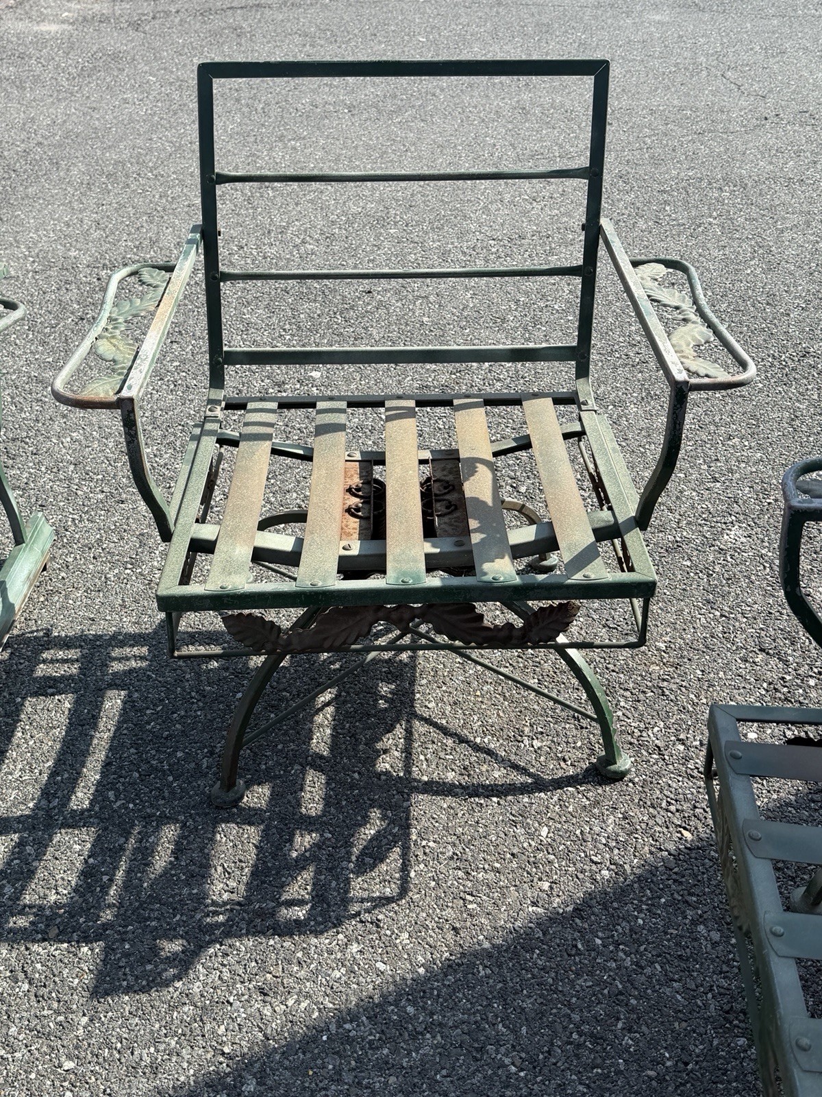 Woodard Vintage Wrought Iron 4 Piece Conversation Set *~