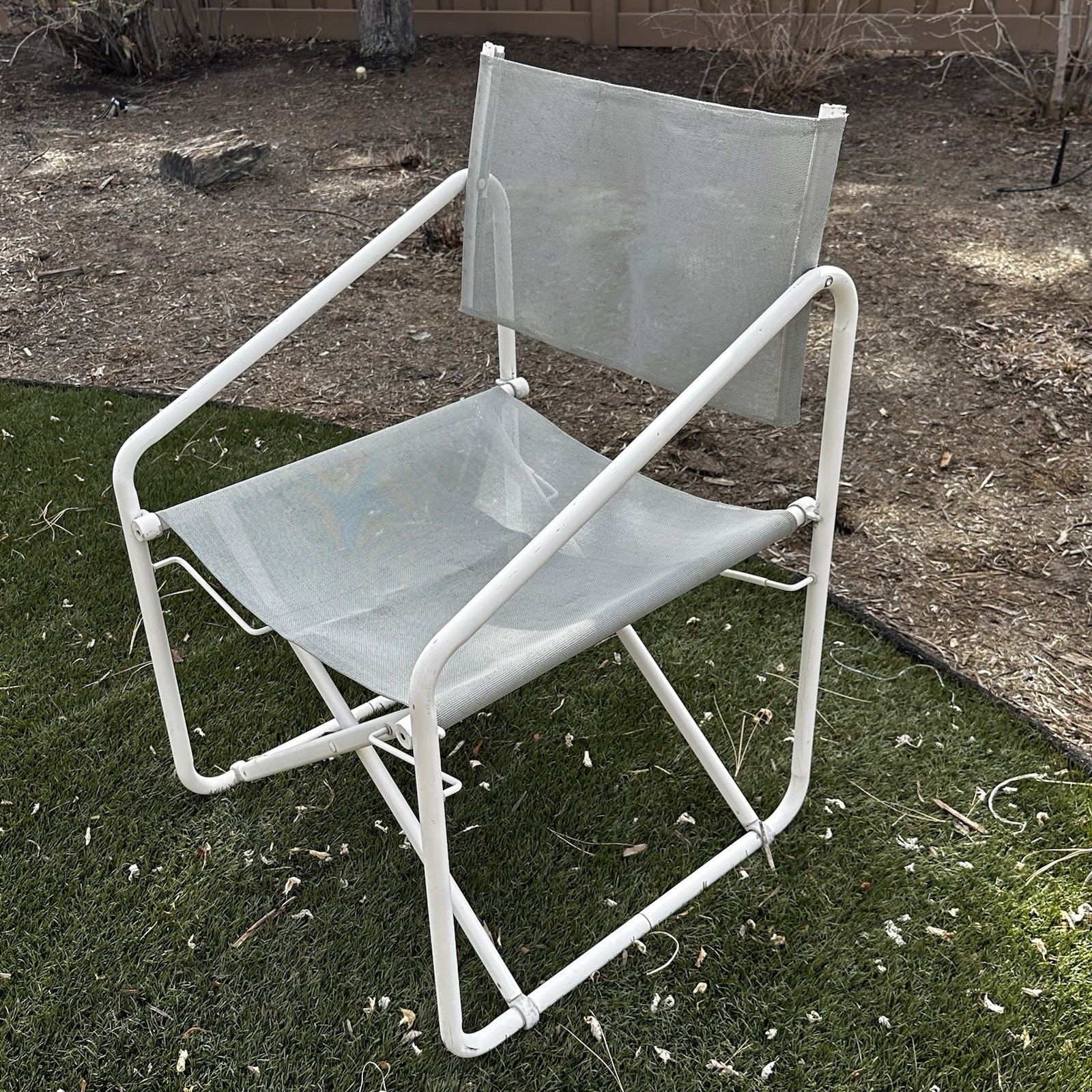 Brown Jordan Nomad Director Chair Set 4 Chairs Folding Patio Set Gray And White