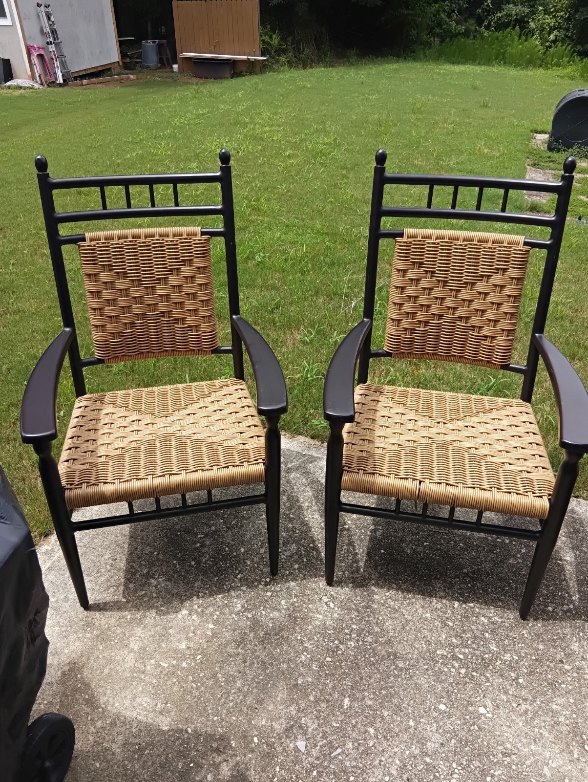 Lloyd Flanders Wicker Outdoor furniture Set Of 4 Chairs And Table