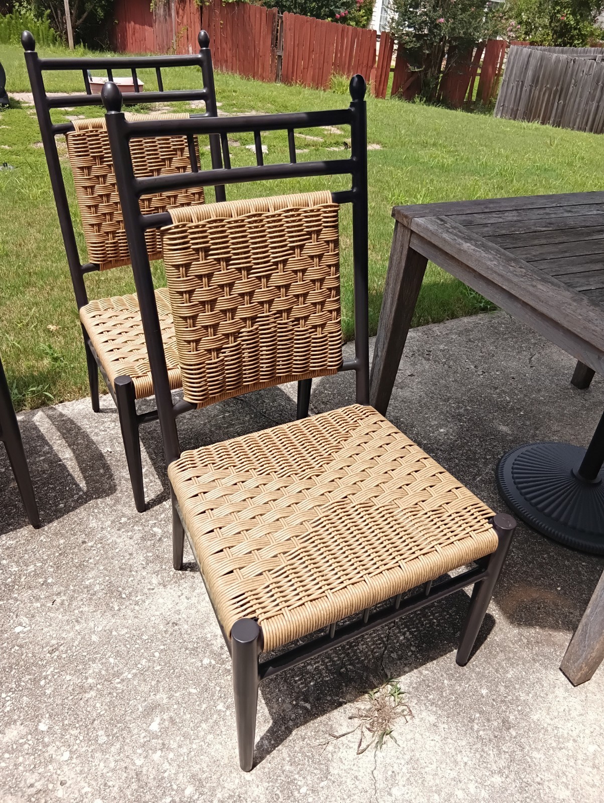 Lloyd Flanders Wicker Outdoor furniture Set Of 4 Chairs And Table