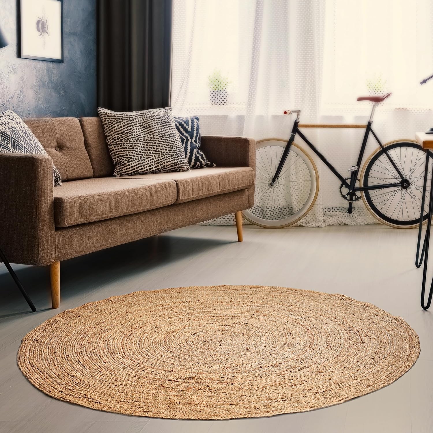 Hattire Hand Woven Jute Braided Rug, 5’ Round – Natural, Reversible