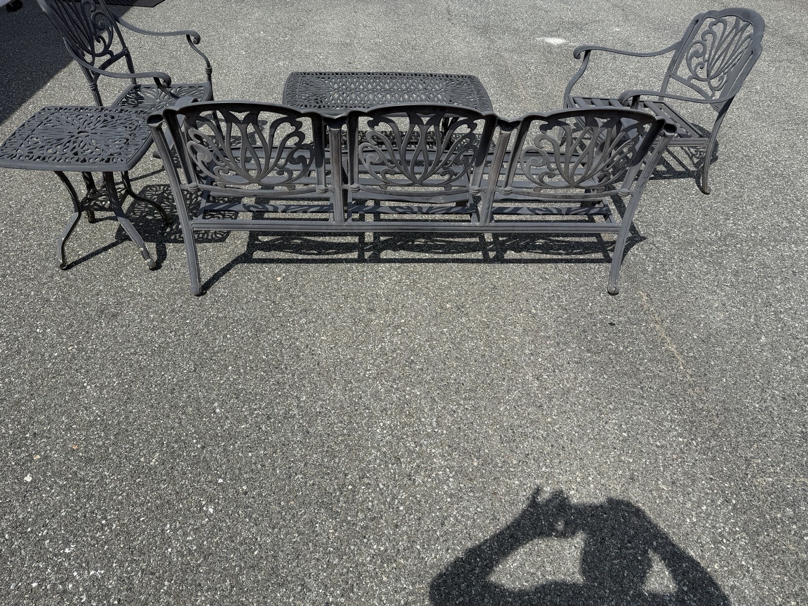 Darlee Cast Conversation Set Bench, 2 Chairs, Coffee Table, Side Table ****