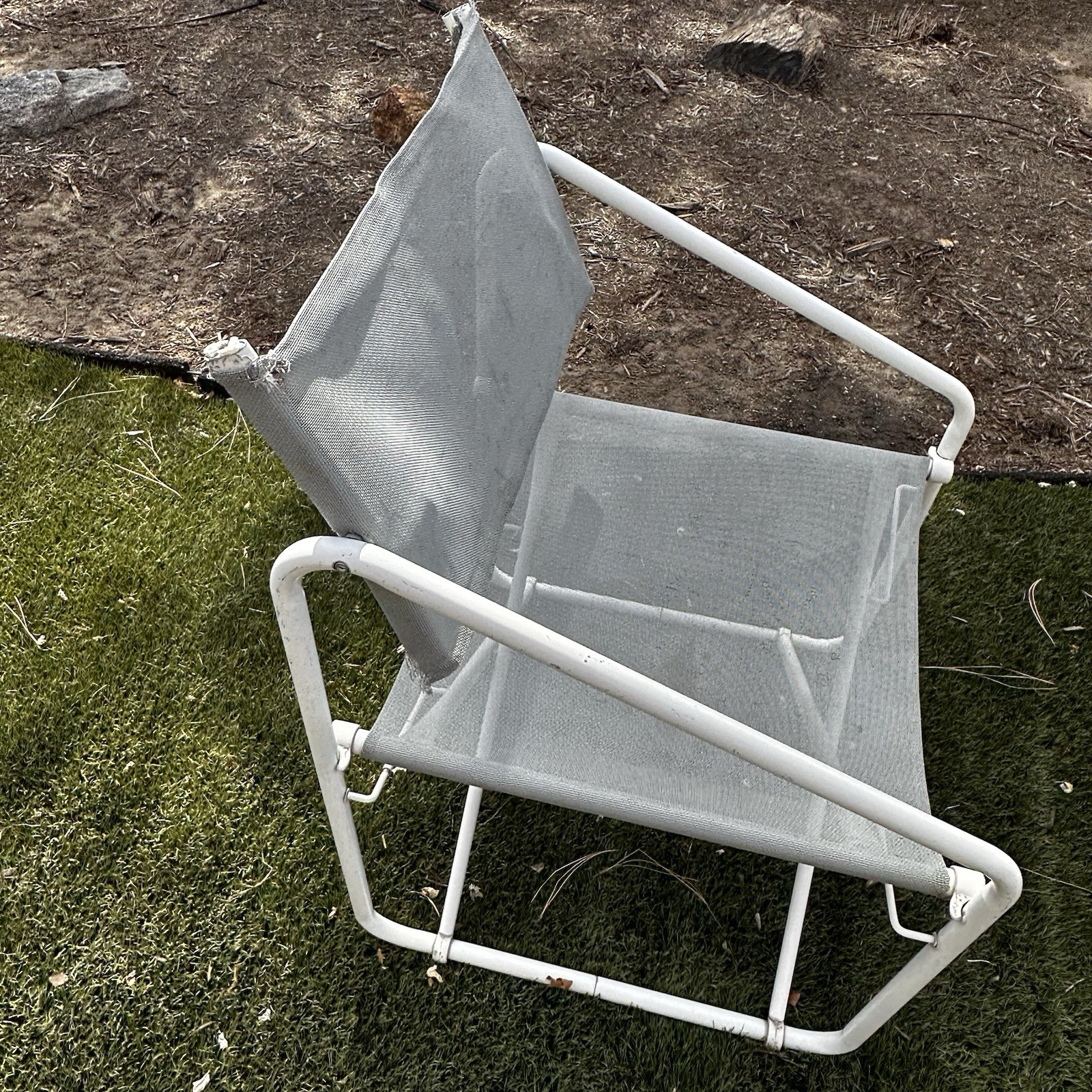 Brown Jordan Nomad Director Chair Set 4 Chairs Folding Patio Set Gray And White
