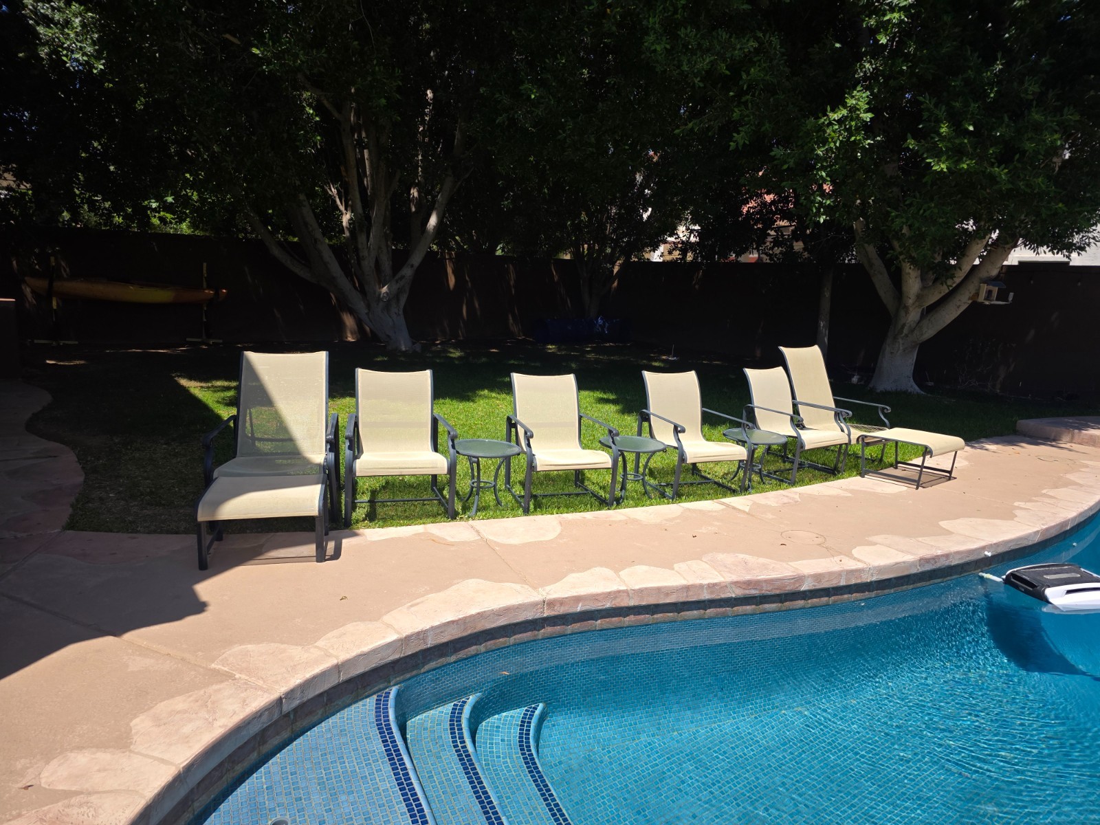 brown jordan patio furniture set