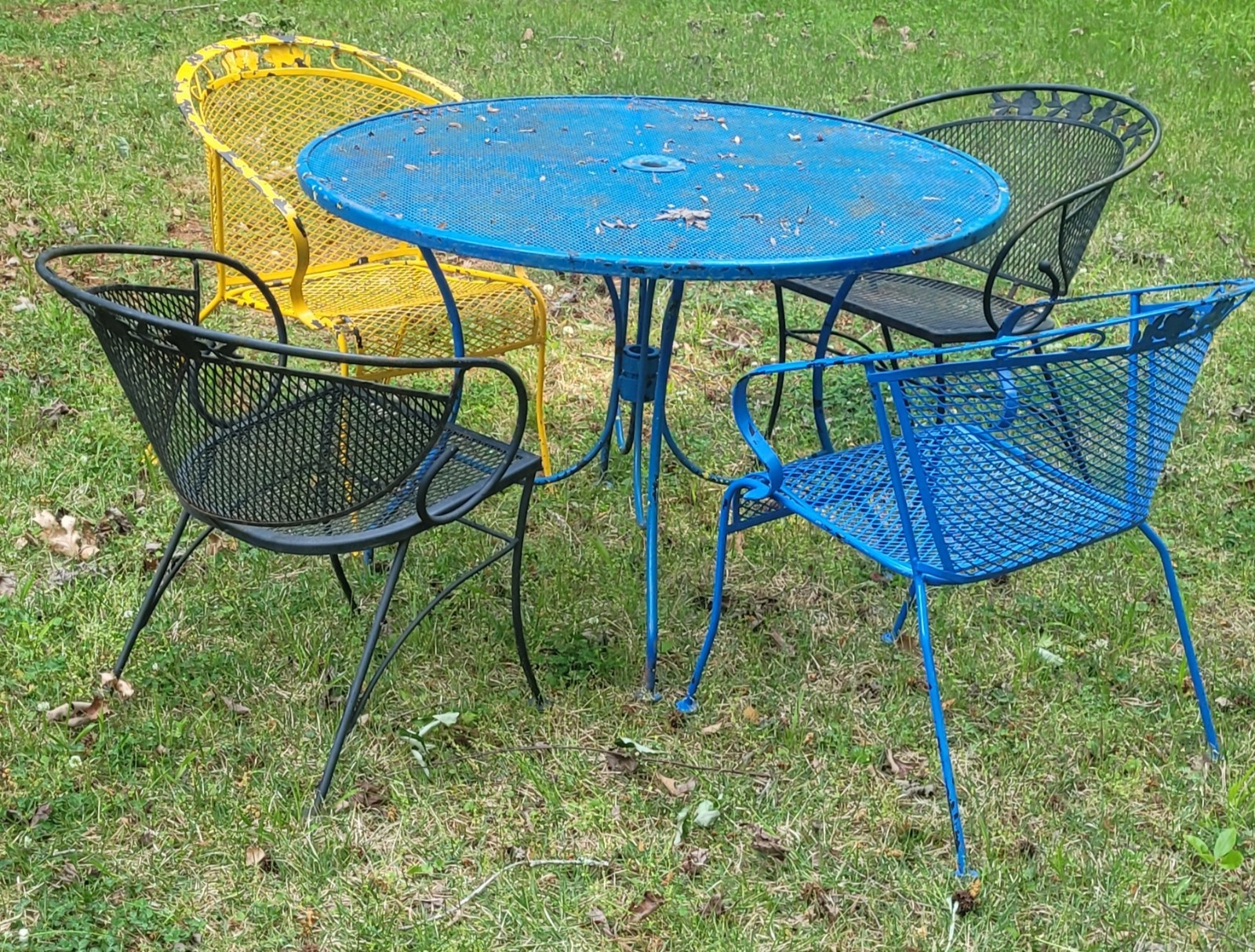 5pc Vintage Multi Color Wrought Iron Patio Set Table & 4 Barrel Back Chairs
