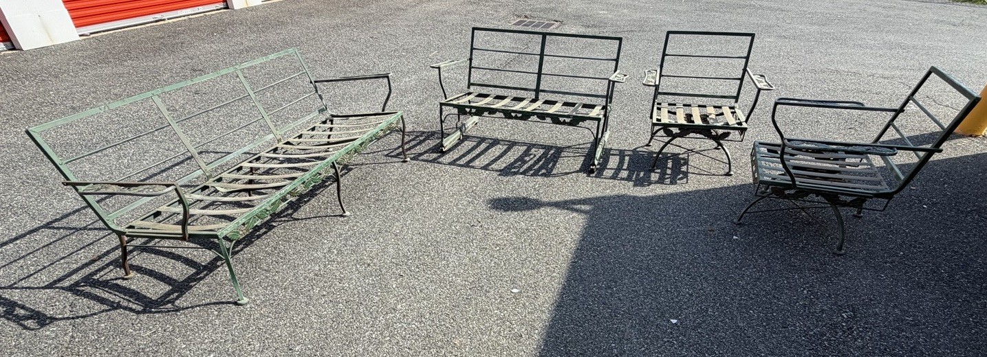 Woodard Vintage Wrought Iron 4 Piece Conversation Set *~