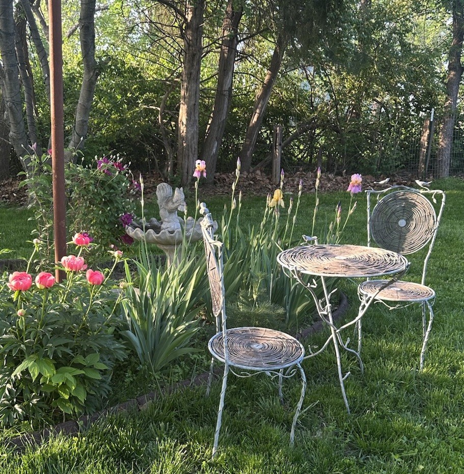 Vtg Bird on Branch French Hand Forged Iron and Wicker Bistro Table and 2 Chairs