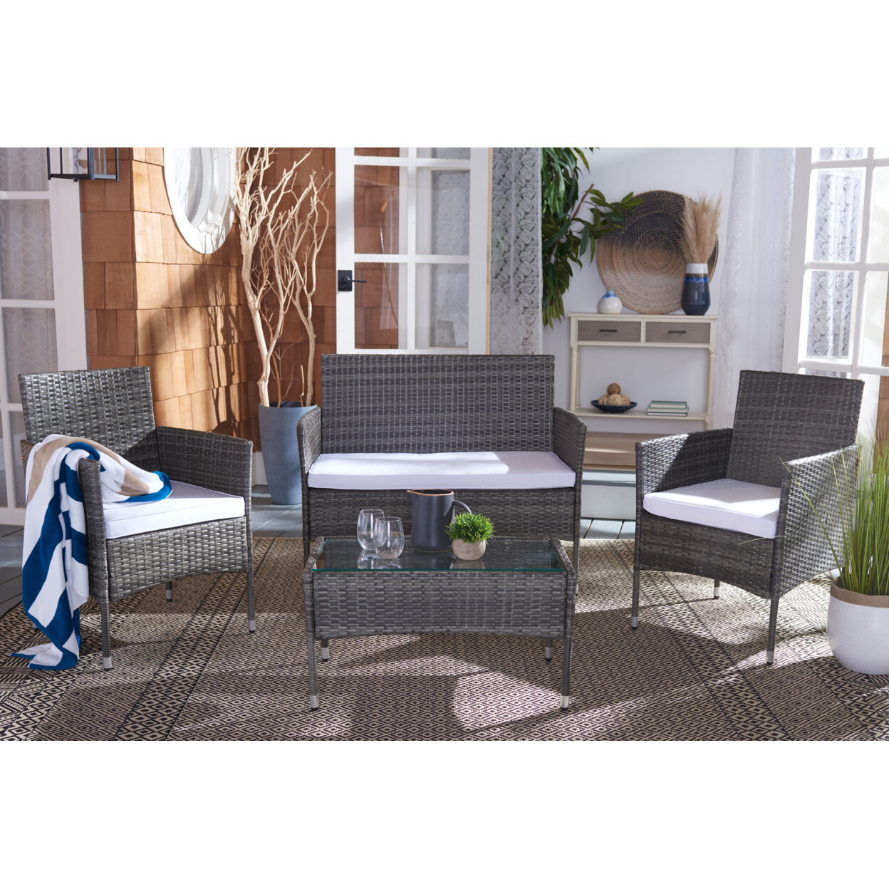 SAFAVIEH Outdoor Collection Abdul 4-Piece Patio Set | Grey Brown/White |