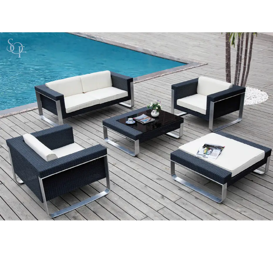 Chesapeake Collection - Silhouette Outdoor Furniture - Chicago, Illinois